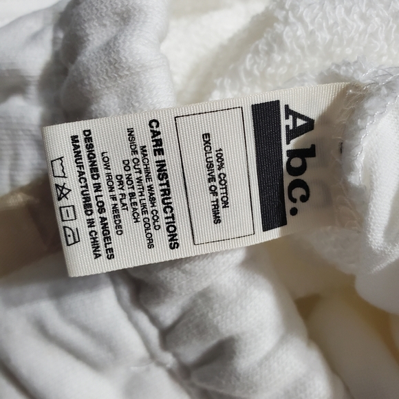 NWT ADVISORY BOARD CRYSTALS Abc 123 WOMEN SWEATSHORTS Selenite -white Sz M - Picture 7 of 12
